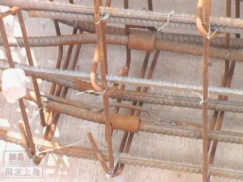 现场目击----一组接地焊接照片