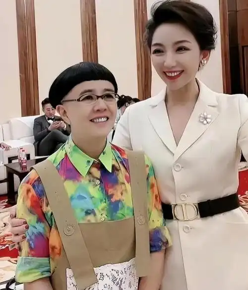 56岁金龟子设宴庆结婚35周年,被质疑营销为带货,近况曝光|刘纯燕|大