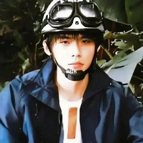 周杰伦年轻时候也太帅了吧直接一个做头像