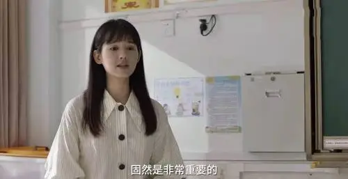 重温《小舍得》发现:张老师算不上天使教育家,她跟钟益是一路人