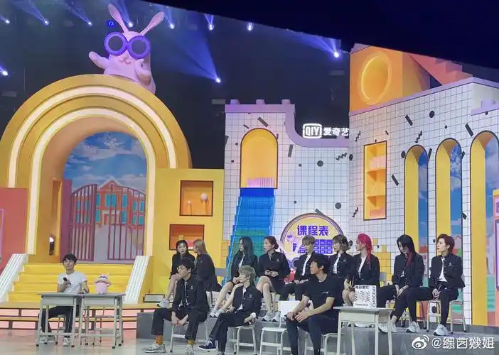 the9《非日常派对》团综合照!各个状态都好好