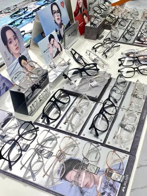 南宁超多回头客的平价小众眼镜店99带走