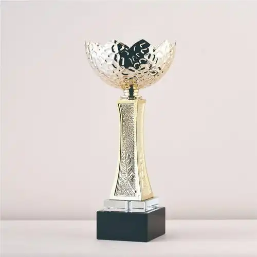 金马奖杯 足球篮球比赛 各类体育赛事 创意新颖冠军杯 金色可定制