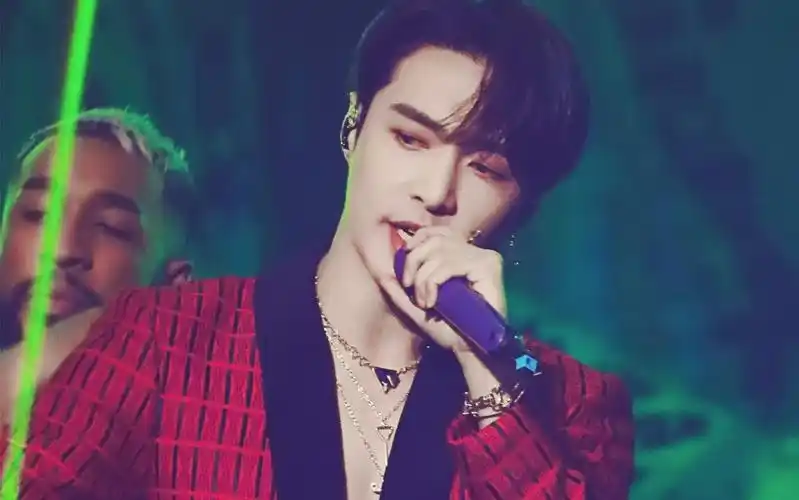 张艺兴梦不落雨林竖屏直拍异域风情夺命八颠slay全场