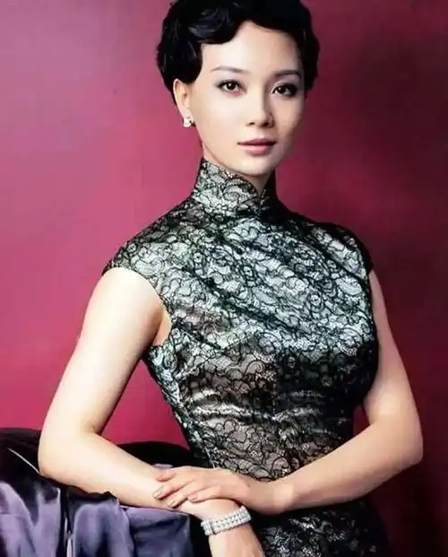 三款经典发型非常适合短发佳人穿旗袍