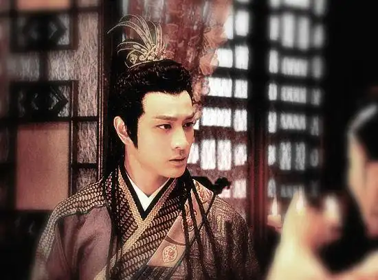 张明明,李宗翰,海陆,贡米,臧洪娜等领衔主演的古装神话剧《剑侠》开播