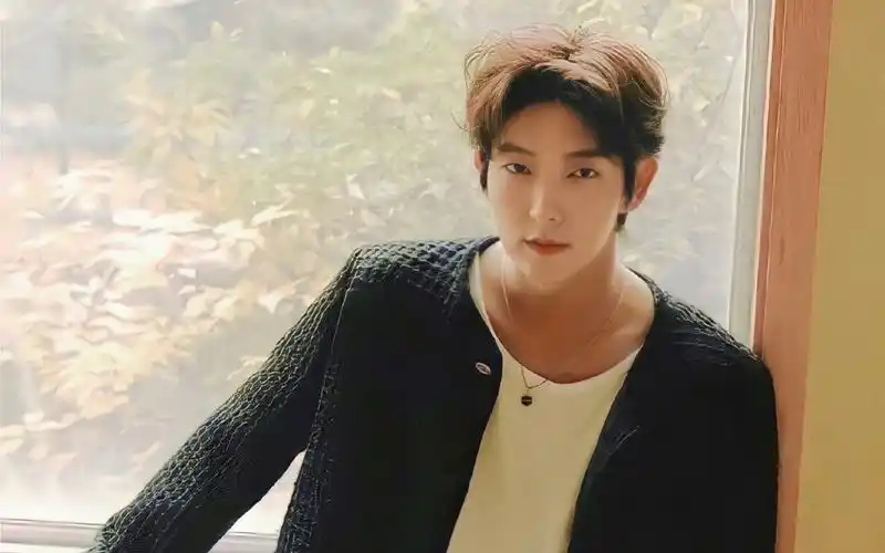 「李准基」拍澳门写真的漂亮哥哥就是永远滴神