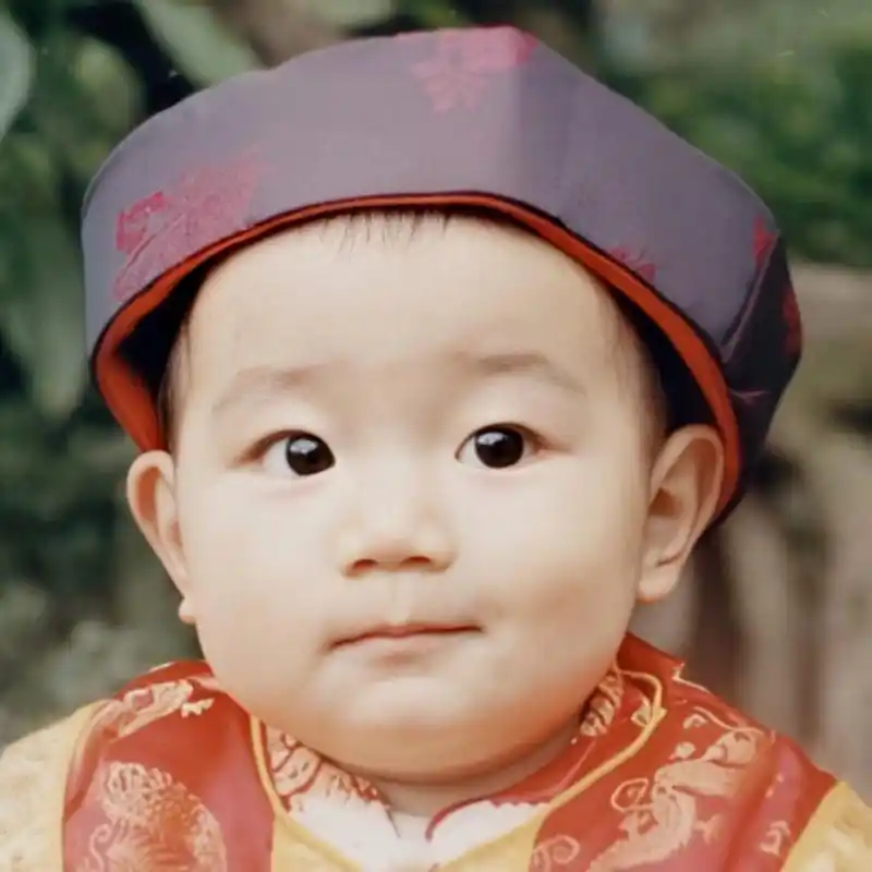 [tfboys][分享]201104 王源童年照合集,快来看可爱源源