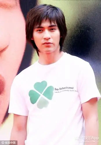 [老照片]周渝民年轻的时候真是忧郁小王子啊