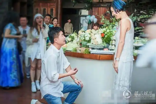 沈腾求婚女友成功 文体圈明星浪漫求婚场景探秘