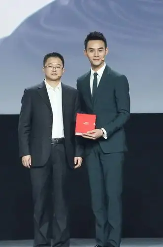 王凯与祝芳浩合照