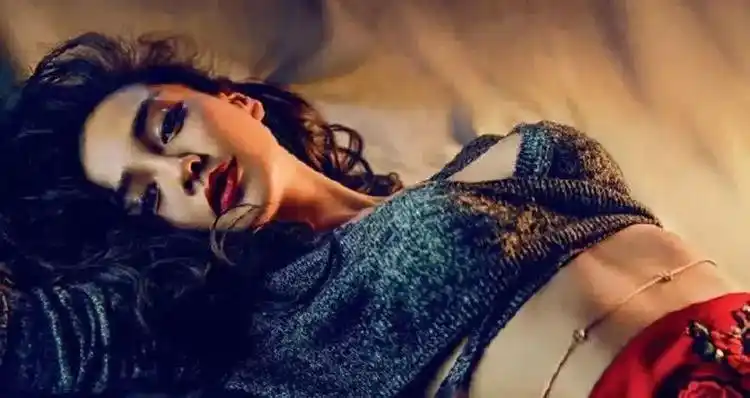 杨颖为数不多"大尺度"照片,看完后明白,这么红是应该