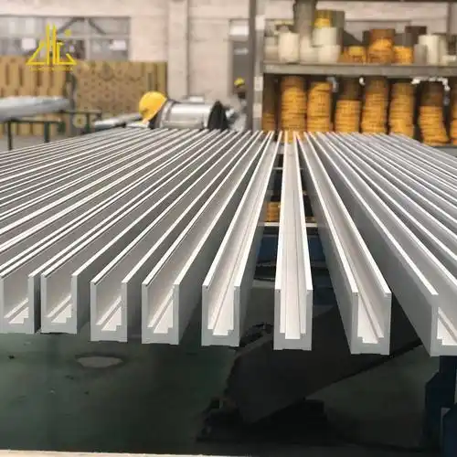 中联公寓楼梯型材铝合金夹式阳台玻璃栏杆