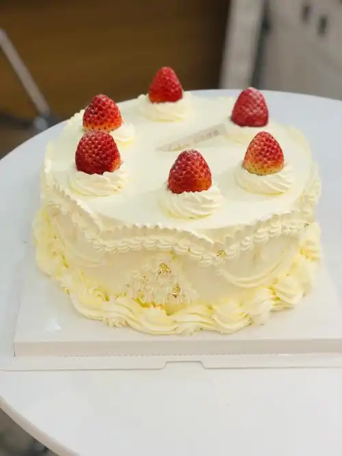 复古草莓蛋糕好看的
