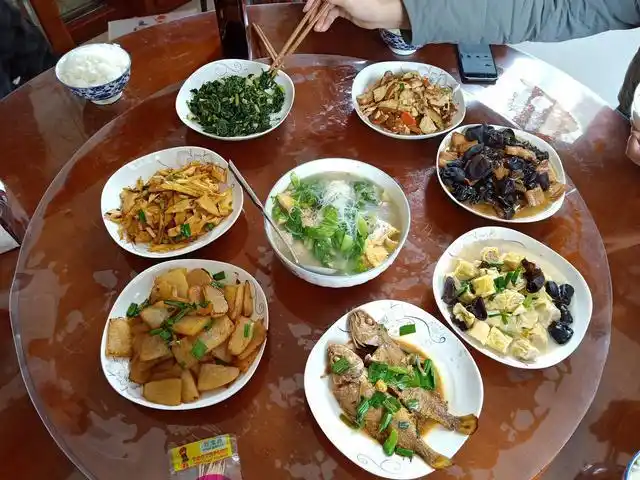 妈妈做的一桌江南菜7菜1汤清爽鲜美成本不高却个个好吃