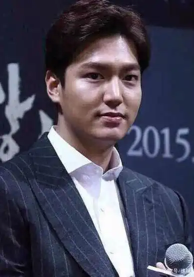 吴世勋秒变包子脸,身材走样颜值下滑严重,变胖原因公开令人无奈