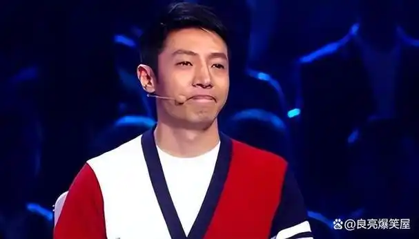 撒贝宁驾驶318万房车带妻娃游千岛湖,忙前忙后尽展一家之主气质