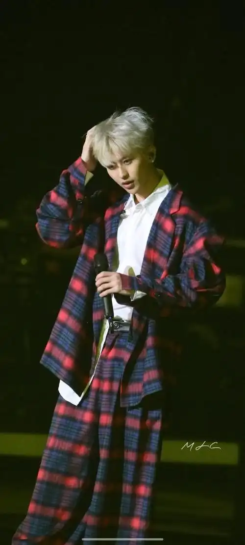 眯咪的舞台#蔡徐坤ins#|#蔡徐坤