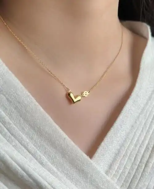 周大福lng爱心项链e生爱你