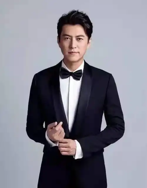 中国煤炭文工团副团长靳东新的身份新的起点新的征程