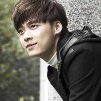 李易峰头像高清 李易峰清晰好看头像图片_微信头像图片大全
