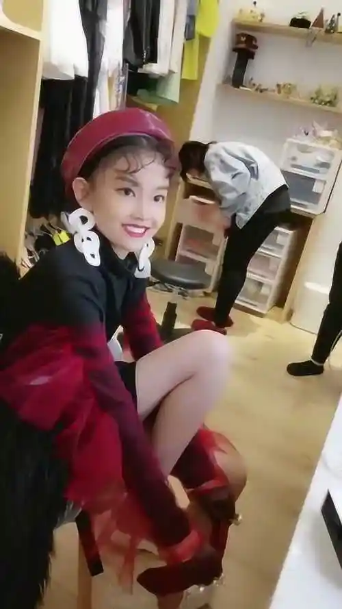 童模宋小睿这才是豪门千金该有的样子眼前一幕从小就很精致