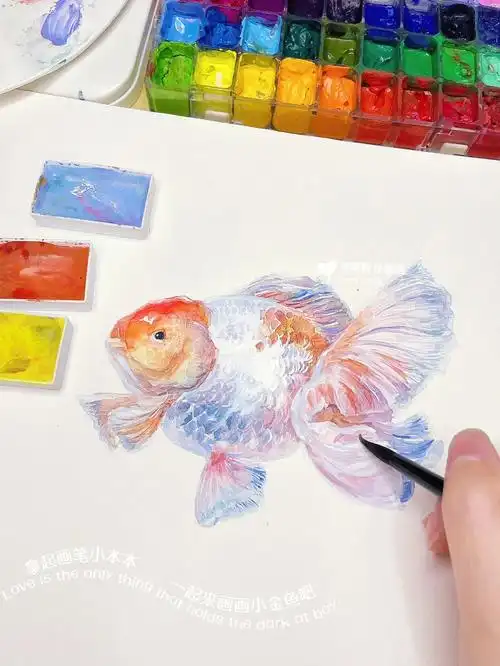 一起画只水汪汪透明感的小金鱼配色:橙色 群青 浅灰蓝  正红  玫红