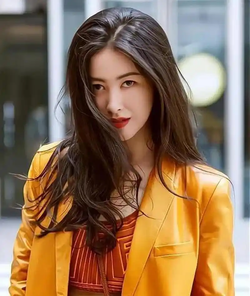 朱珠,1984年出生于北京,中国内地青年演员,双语主持人,歌手.