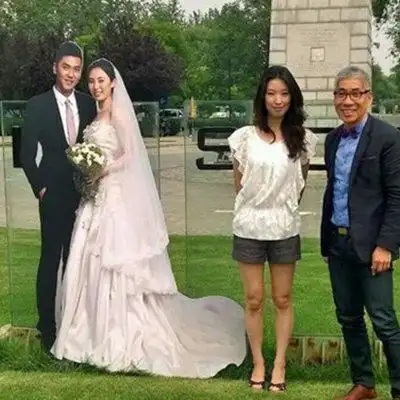 【图】八一张博老婆合影照片 曝著名车模曾是他绯闻女友