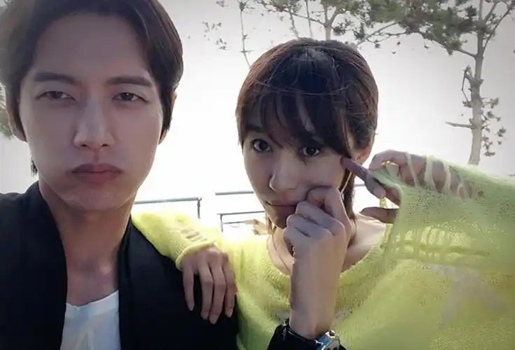 《远爱》曝照 李菲儿朴海镇"岸夏夫妇"秀恩爱