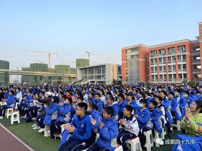 点燃非遗星火成华区畅游成都体验非遗系列展演活动走进49中和美校区