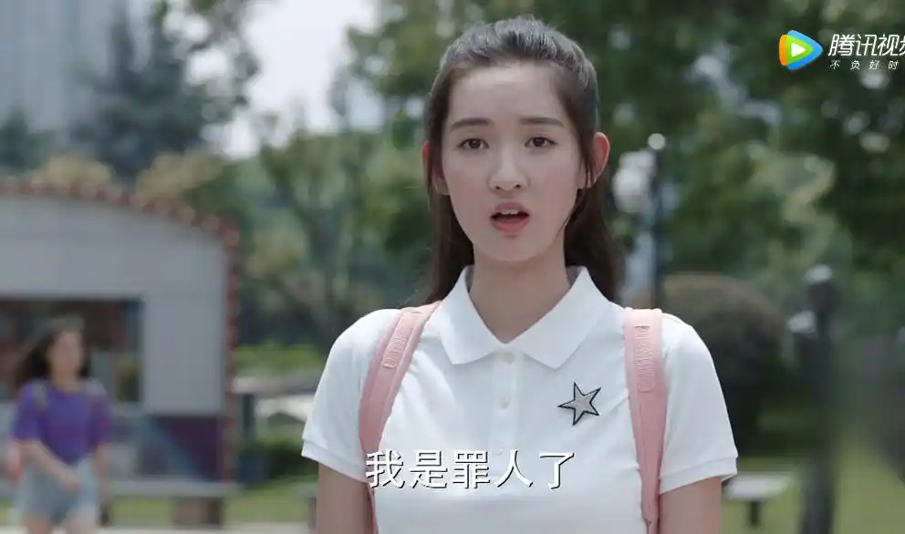 原创王玉雯凭邓小琪角色走红,和李易峰出演电影出道,高考成绩很不错