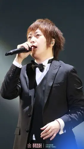 (早 送大家一个西装信