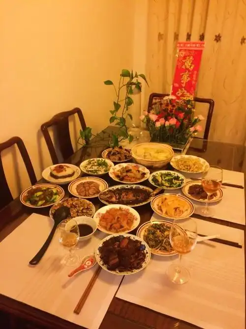 沪漂女孩周末去男友家吃饭,看看上海本地人的日常吃什么?