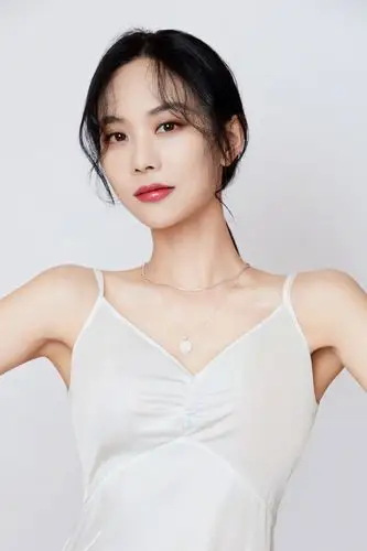 王霏霏性感妩媚写真图片23