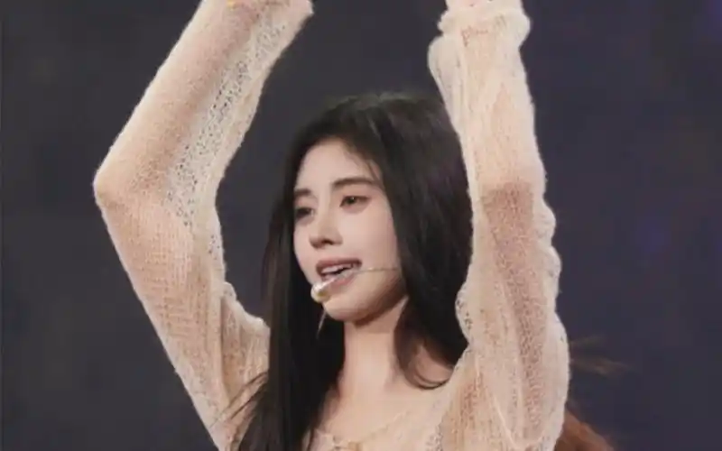 鞠婧祎今日演唱会彩排照公开