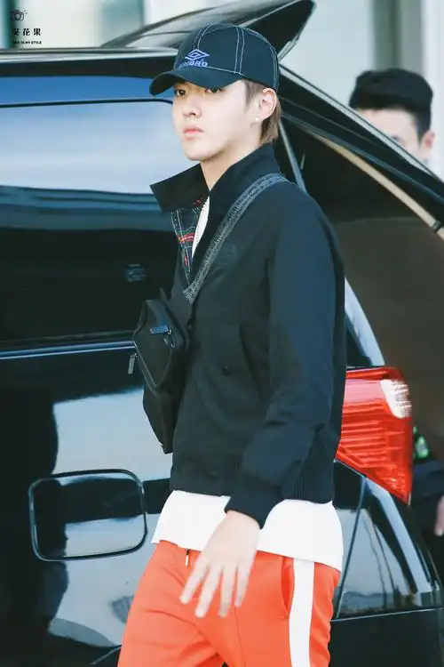 2018吴亦凡la飞北京_高清图片大全-爱豆app