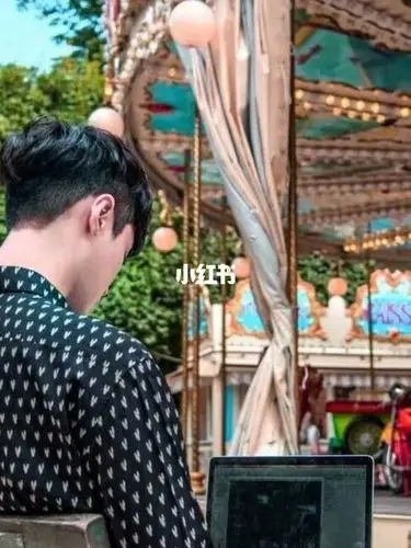 张艺兴女友视角