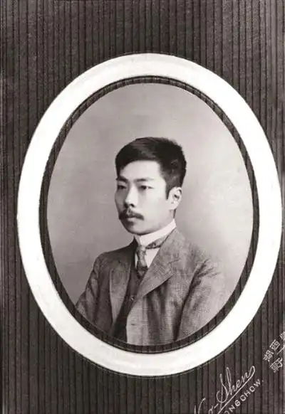 杭高校园里也有两棵"樱花王" 是鲁迅先生当年亲手种的吗?