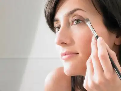 化妆的外国人图片