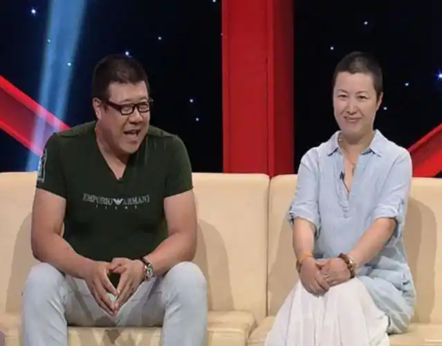 秦卫东因嗜酒毁掉2段婚姻病倒后瘦到不敢认如今3婚获幸福