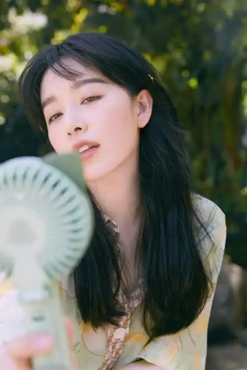 气质女神阚清子唯美知性写真