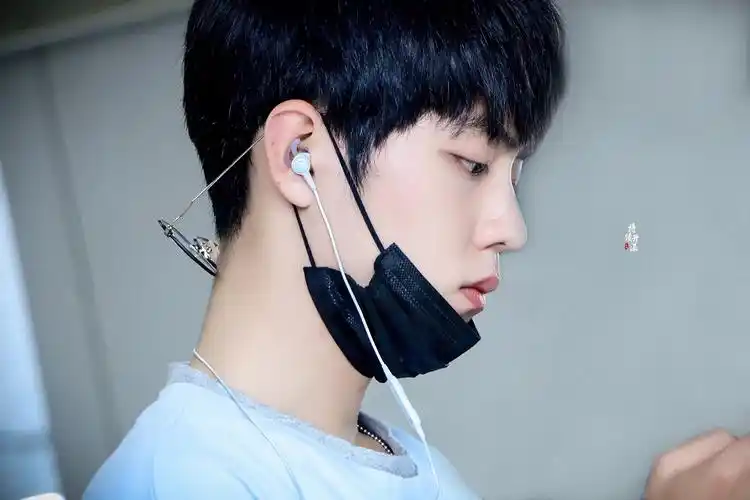 肖战- 堆糖,美图壁纸兴趣社区