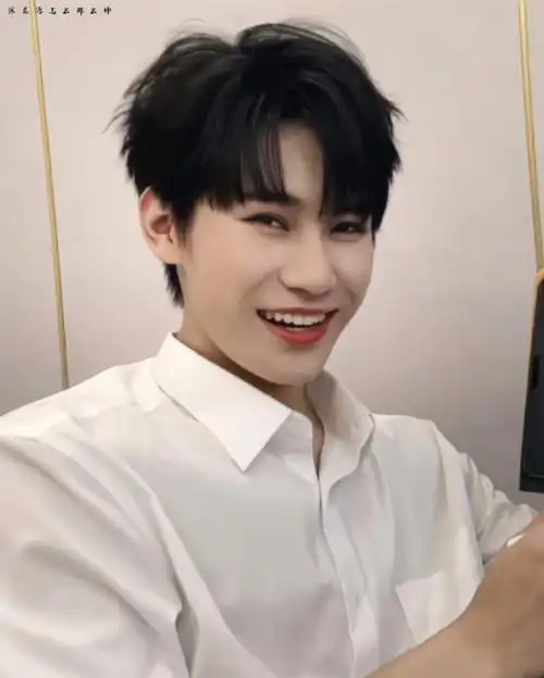 cr:张真源怎么那么帅#张真源#青年演员张真源