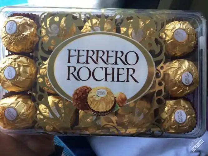 团购买的费列罗巧克力,30粒装