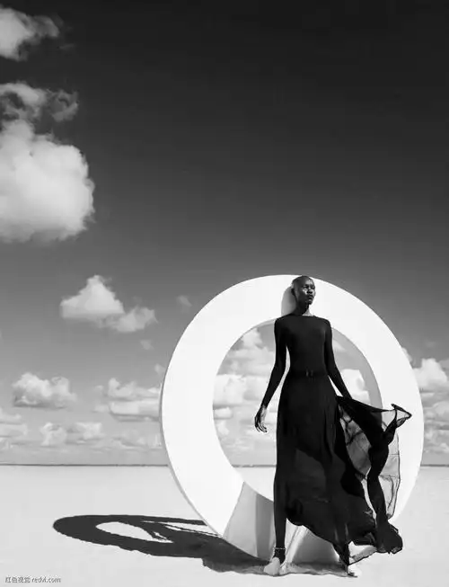 vogue时尚杂志德国版2018年五月刊摄影师giampaolosgura时尚杂志大片