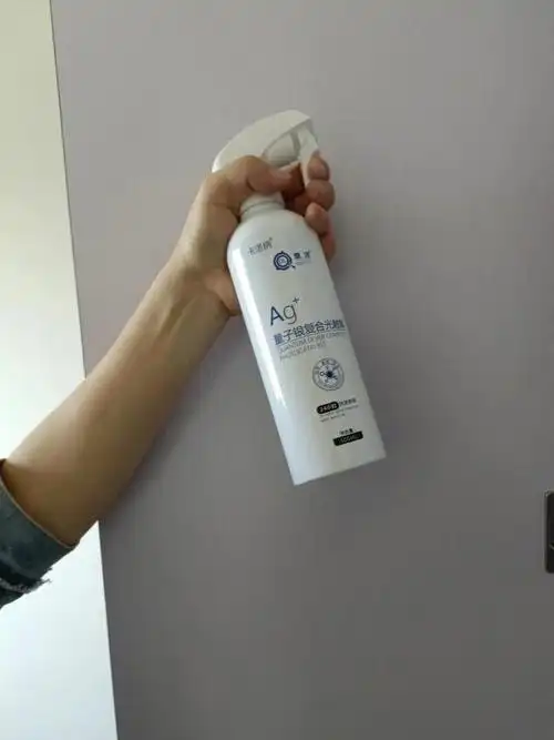 9292家里装修的时候用的胶水挺多的,不用测就知道一定会超标72