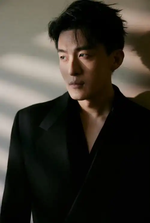 孙艺洲回应cos遥遥领先##孙艺洲回应裤子搭配