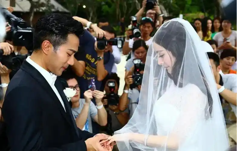 杨幂龚俊《狐妖》没有cp感,无关演技无关龚俊,只因刘恺威_腾讯新闻