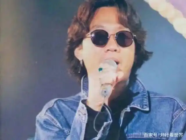 抽烟就是坏孩子?不然,黄家驹就出淤泥而不染